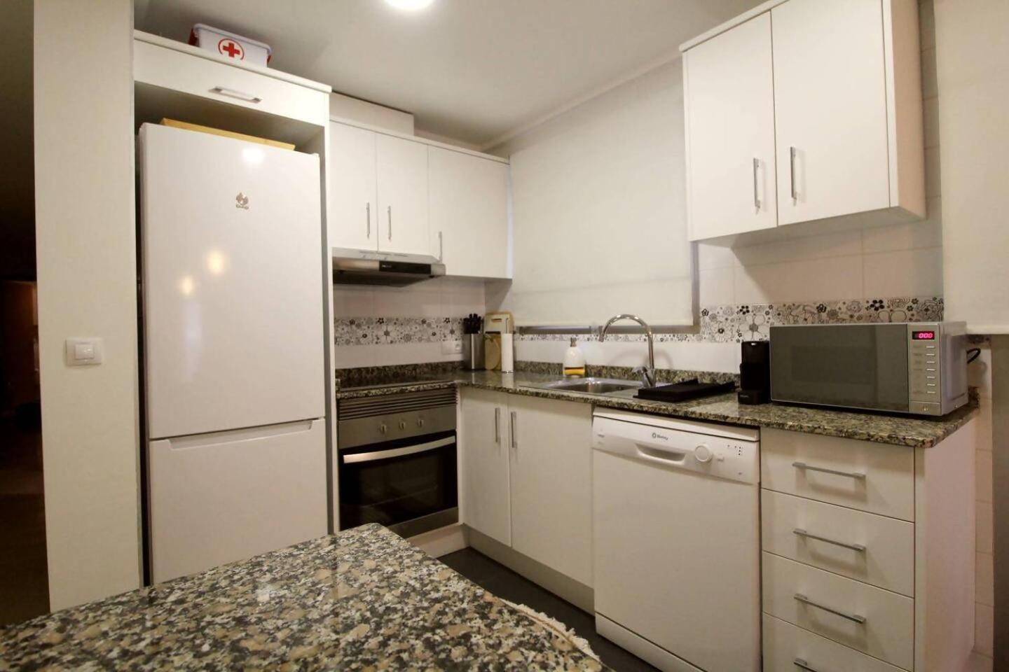 Apartment My Time Алтеа Екстериор снимка